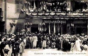 2733- Tlemcen - Cercle Indigene - Jour de fete